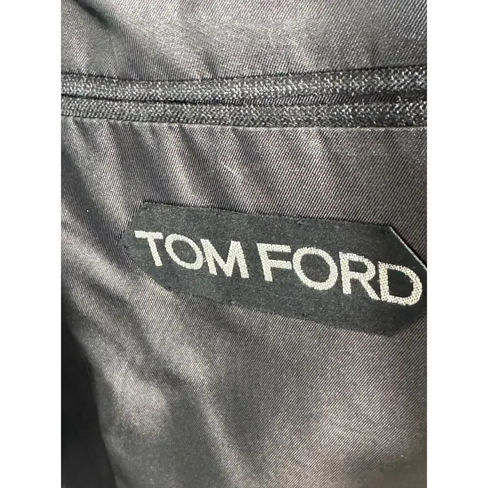 Tom Ford Charcoal Checked Gray Flannel 2Pc Suit Wool 50R 40R 35x29 Trousers EUC